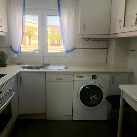 Gatu Premium Isabel Terraza,parking,1ºlinea Playa,wifi,vista Al Mar , Preferente Mayores De 25 Anos Y Familias Apartment