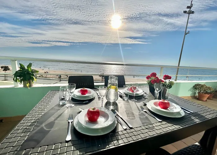 Gatu Premium Isabel Terraza,parking,1ºlinea Playa,wifi,vista Al Mar Apartment Cadiz