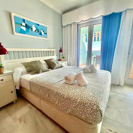 Apartmán Gatu Premium Isabel Terraza,parking,1ºlinea Playa,wifi,vista Al Mar Cádiz